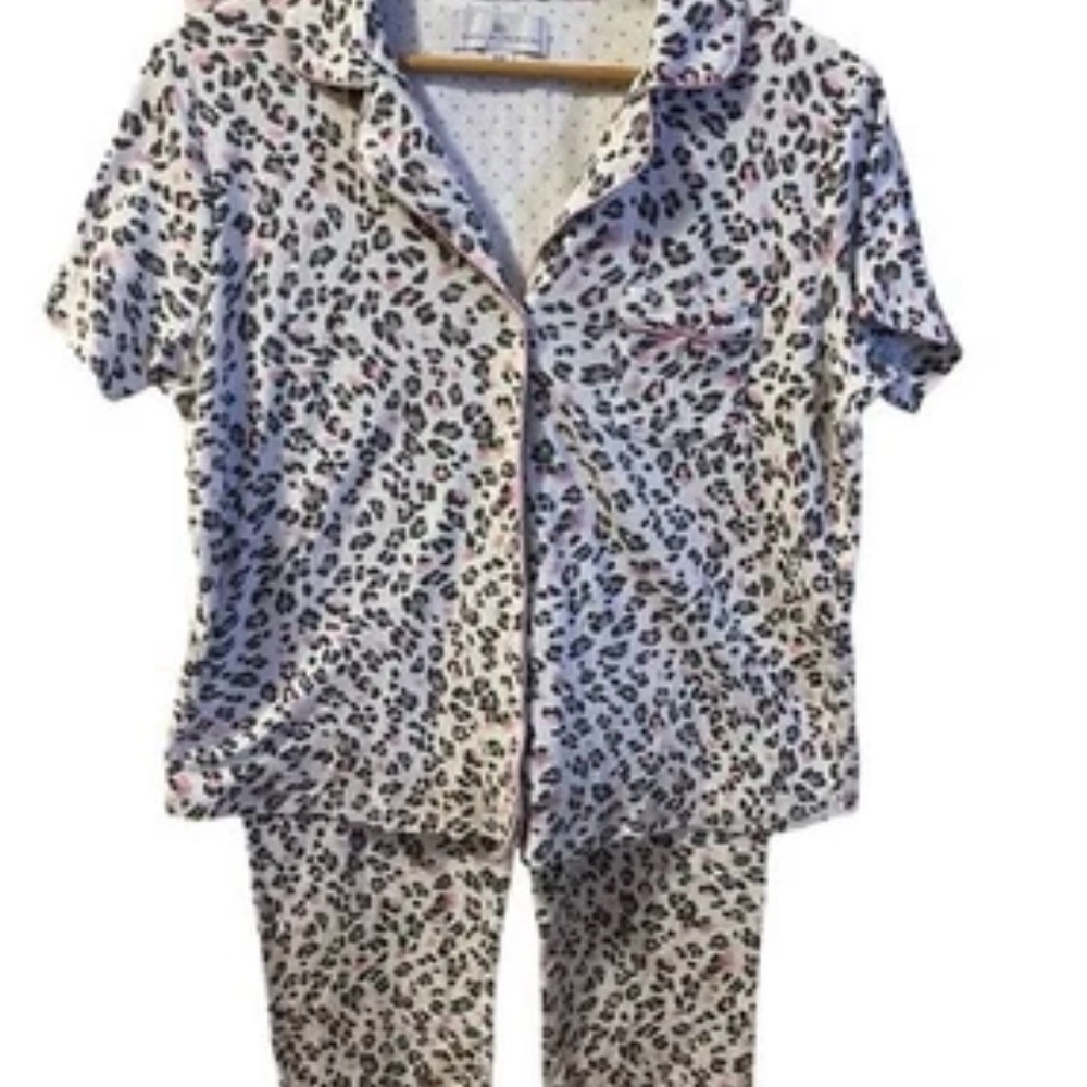 Karen Neuburger women's Leopard Print  pajama set/ M